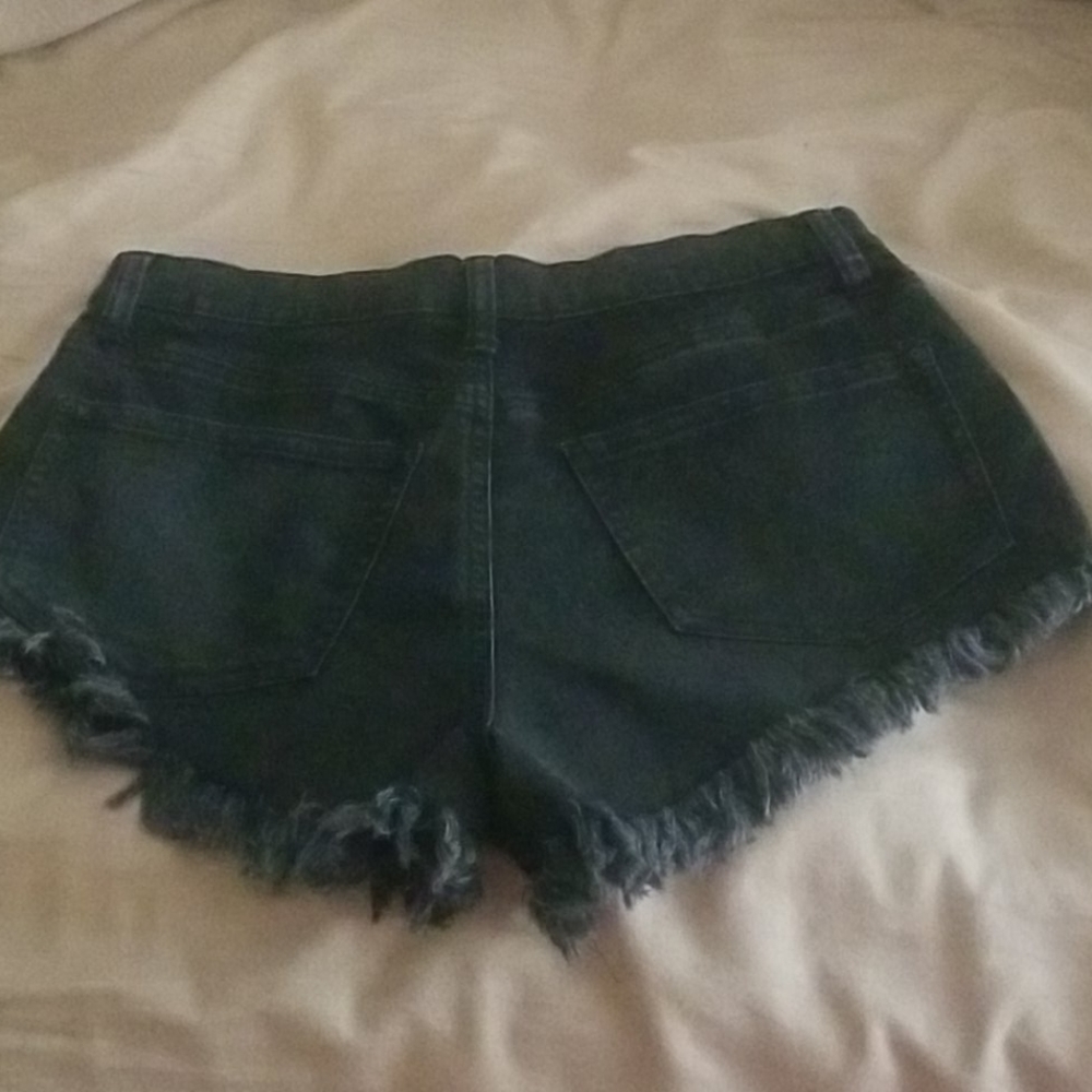 High Rise Shorts - Picture 4 of 5